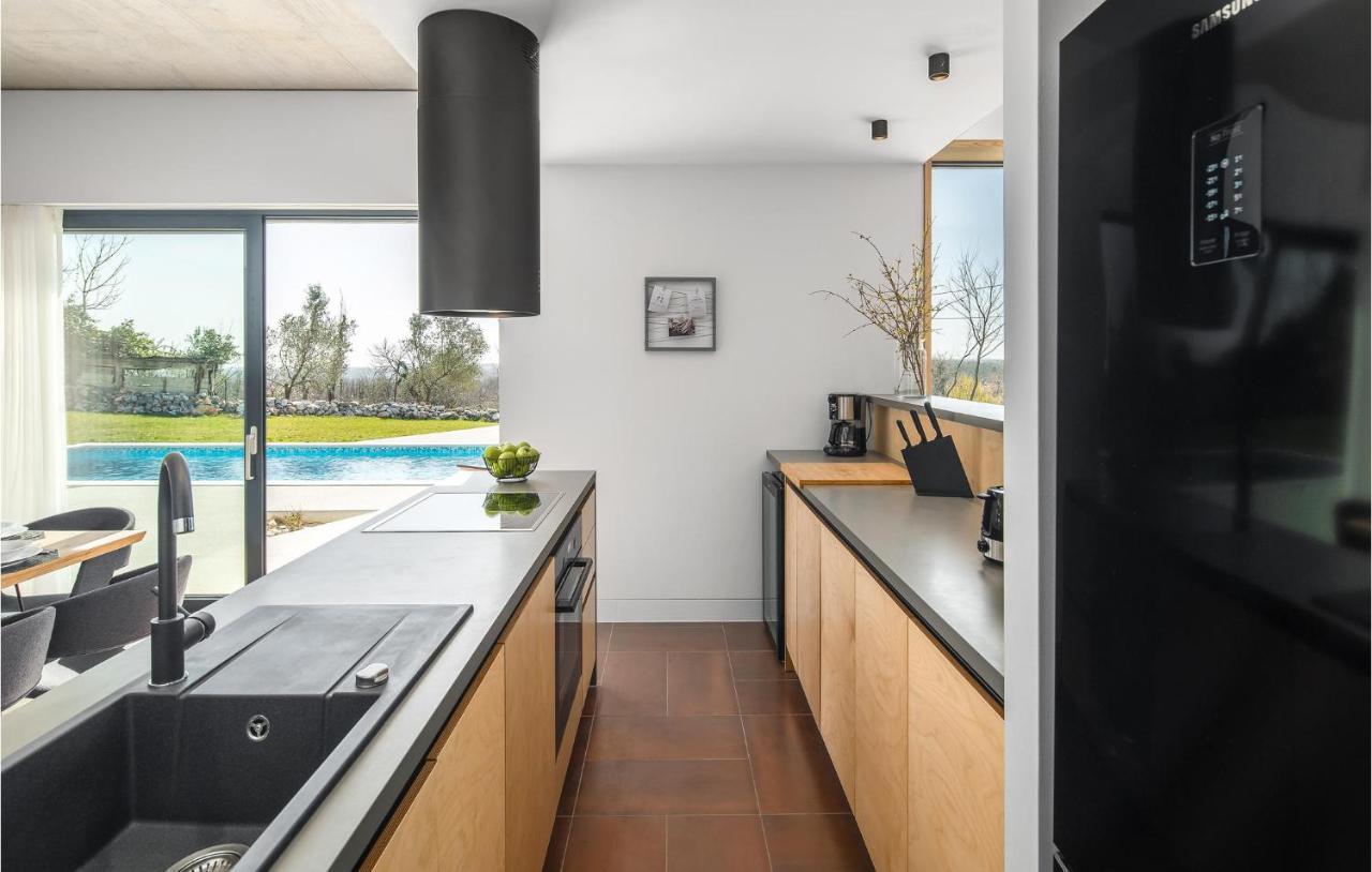 Lovely Home In Barban With Kitchen Exterior photo